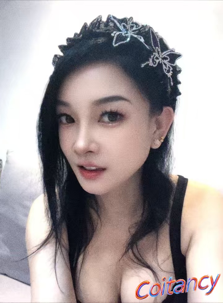 jeWuCRo.jpg